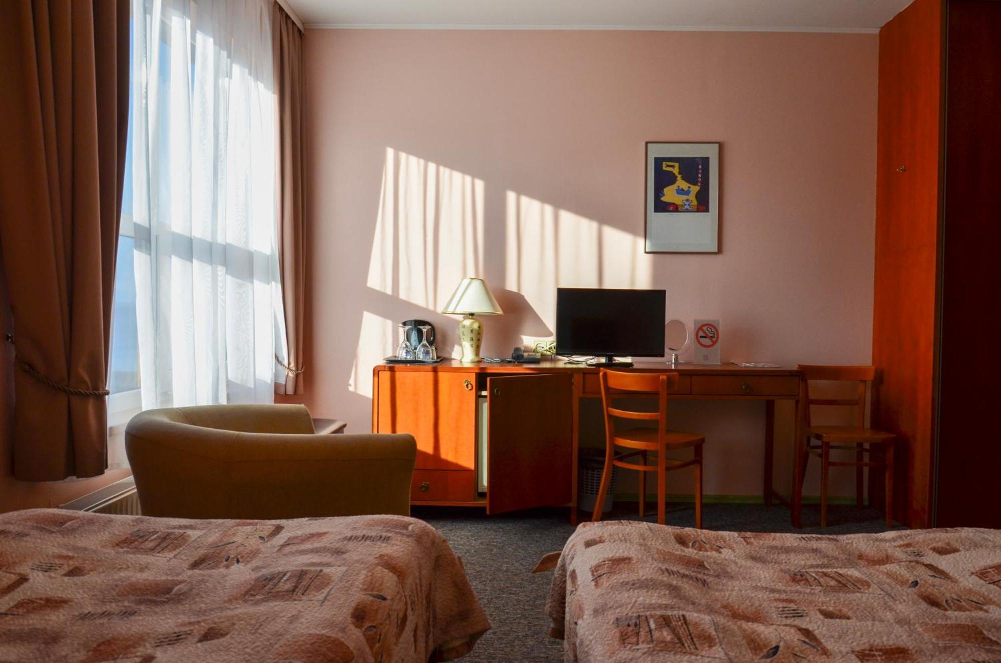 Viesbutis Ventaine Hotel Ventė Екстериор снимка