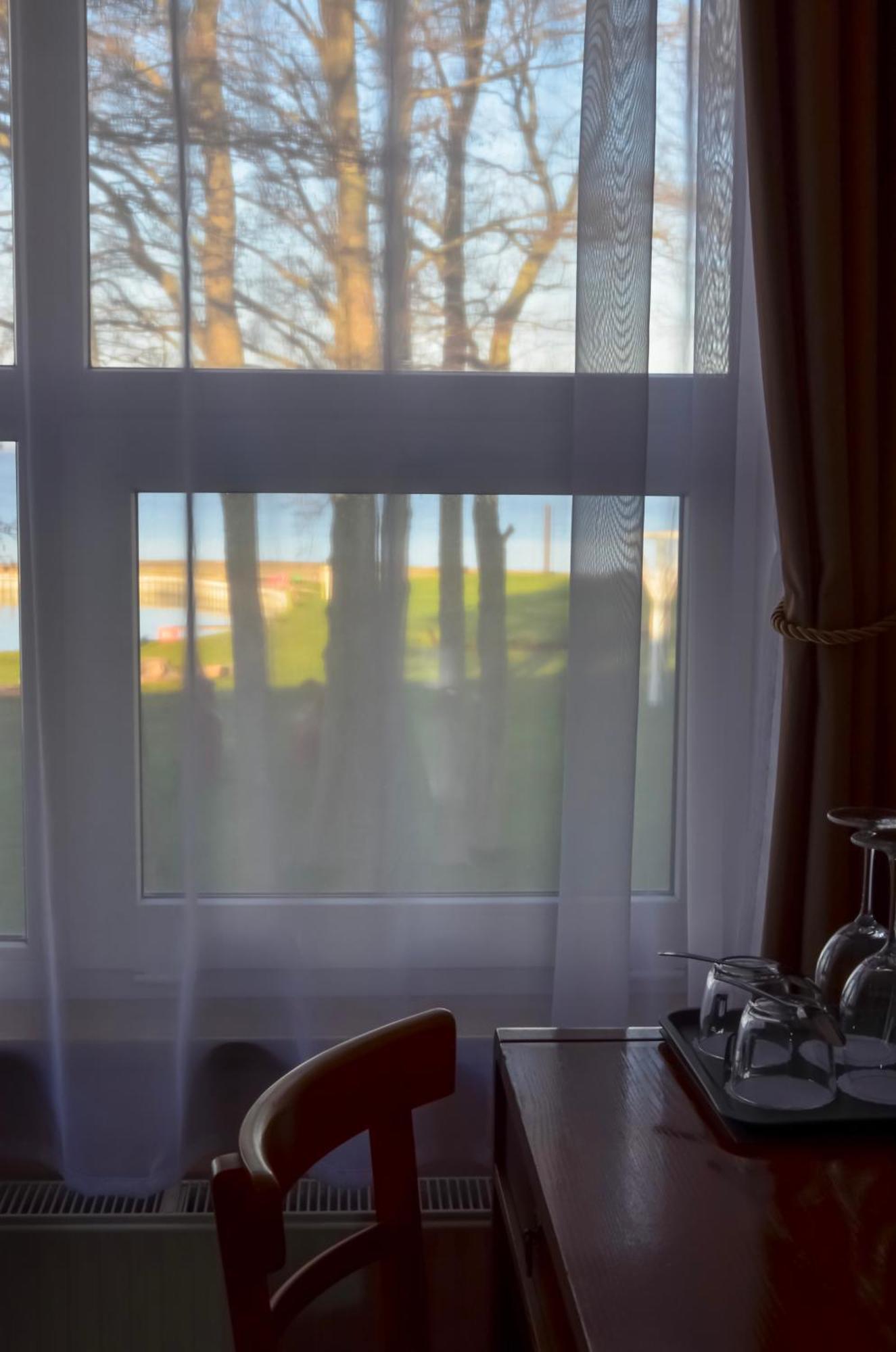 Viesbutis Ventaine Hotel Ventė Екстериор снимка