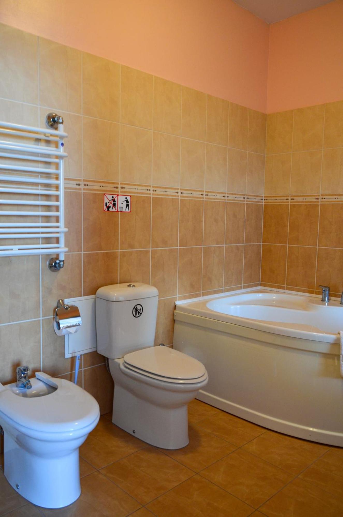 Viesbutis Ventaine Hotel Ventė Екстериор снимка