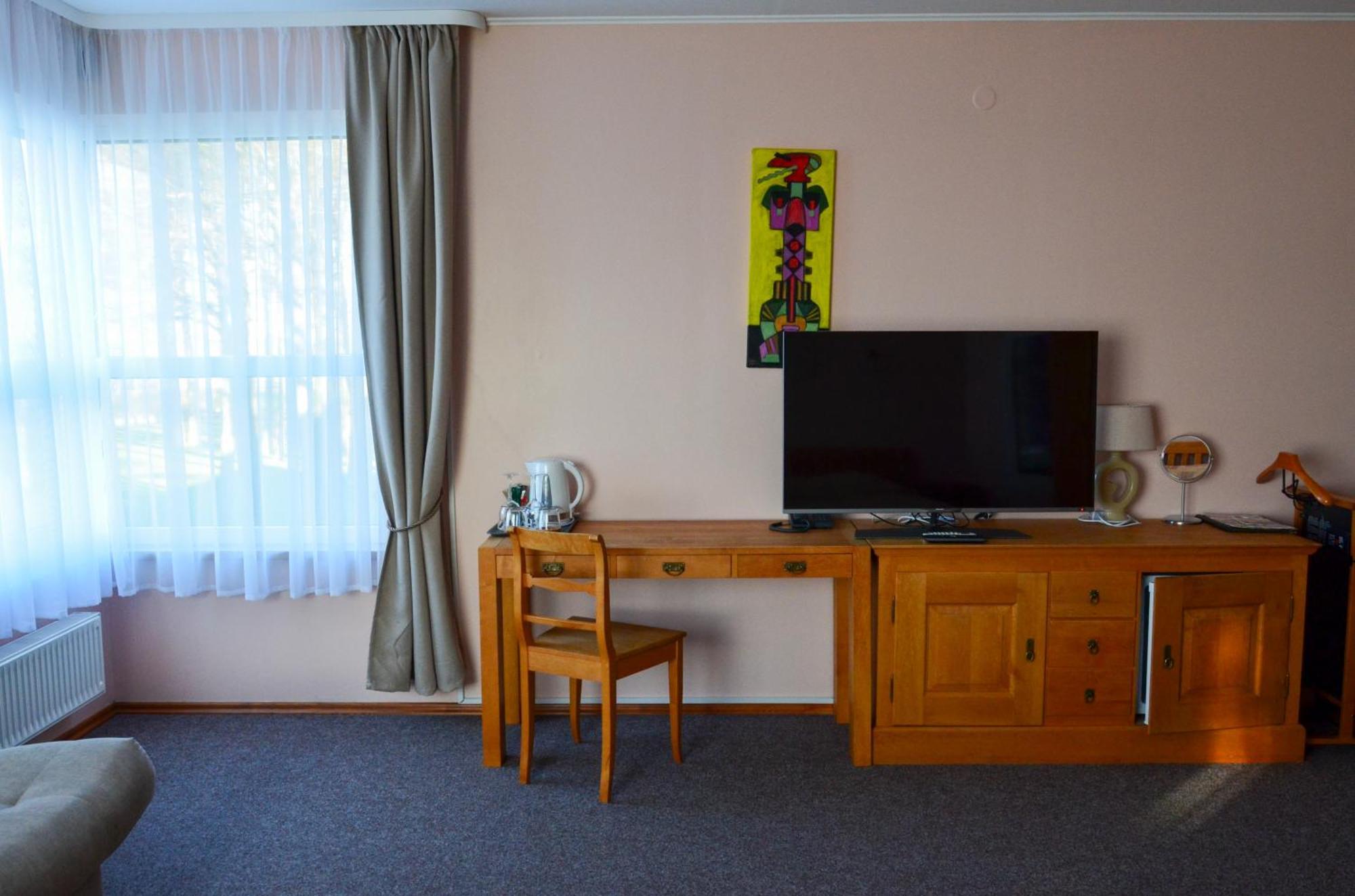 Viesbutis Ventaine Hotel Ventė Екстериор снимка