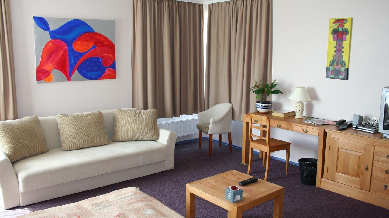 Viesbutis Ventaine Hotel Ventė Екстериор снимка