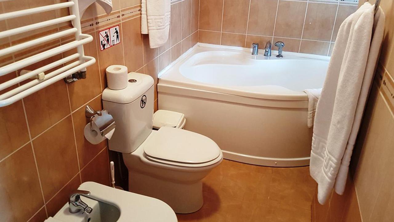 Viesbutis Ventaine Hotel Ventė Екстериор снимка