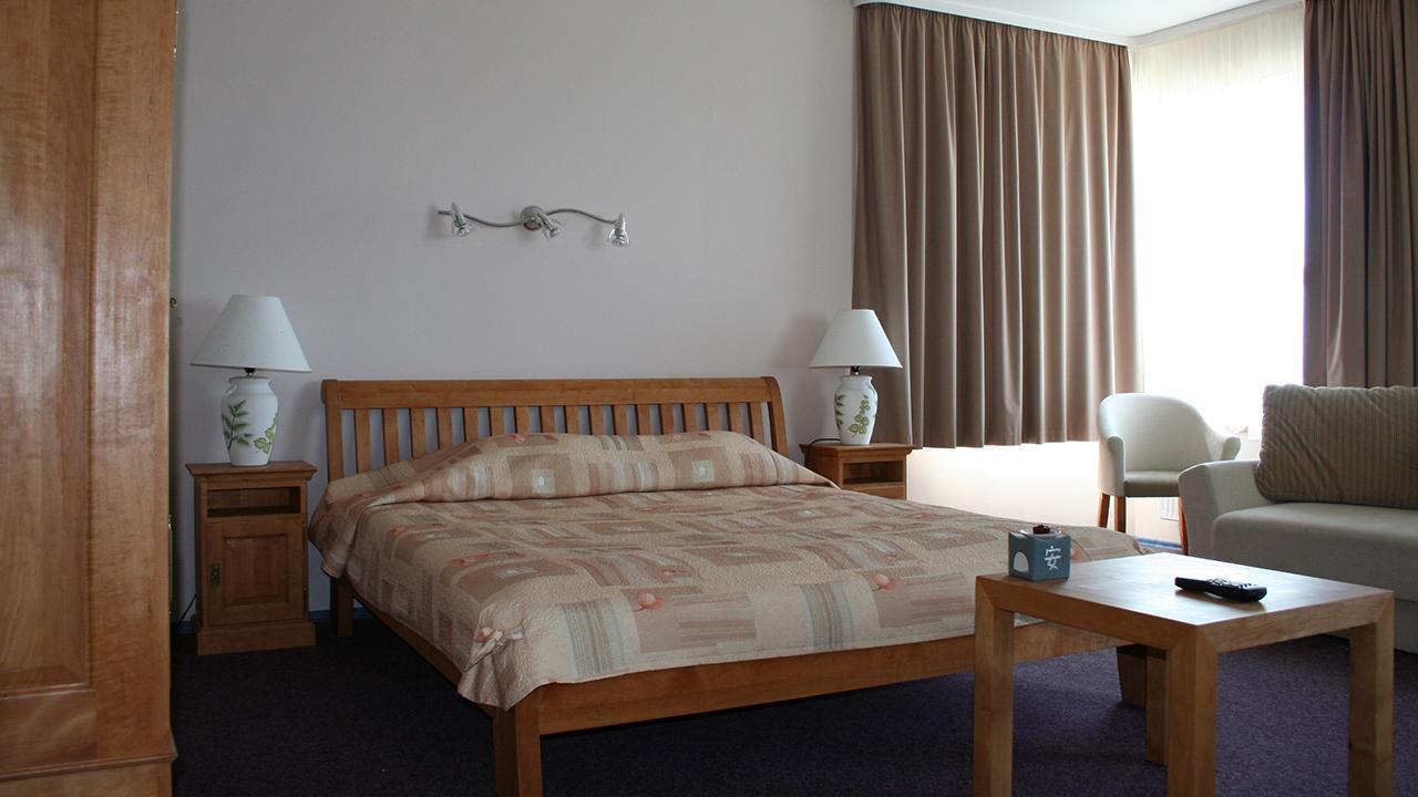 Viesbutis Ventaine Hotel Ventė Екстериор снимка